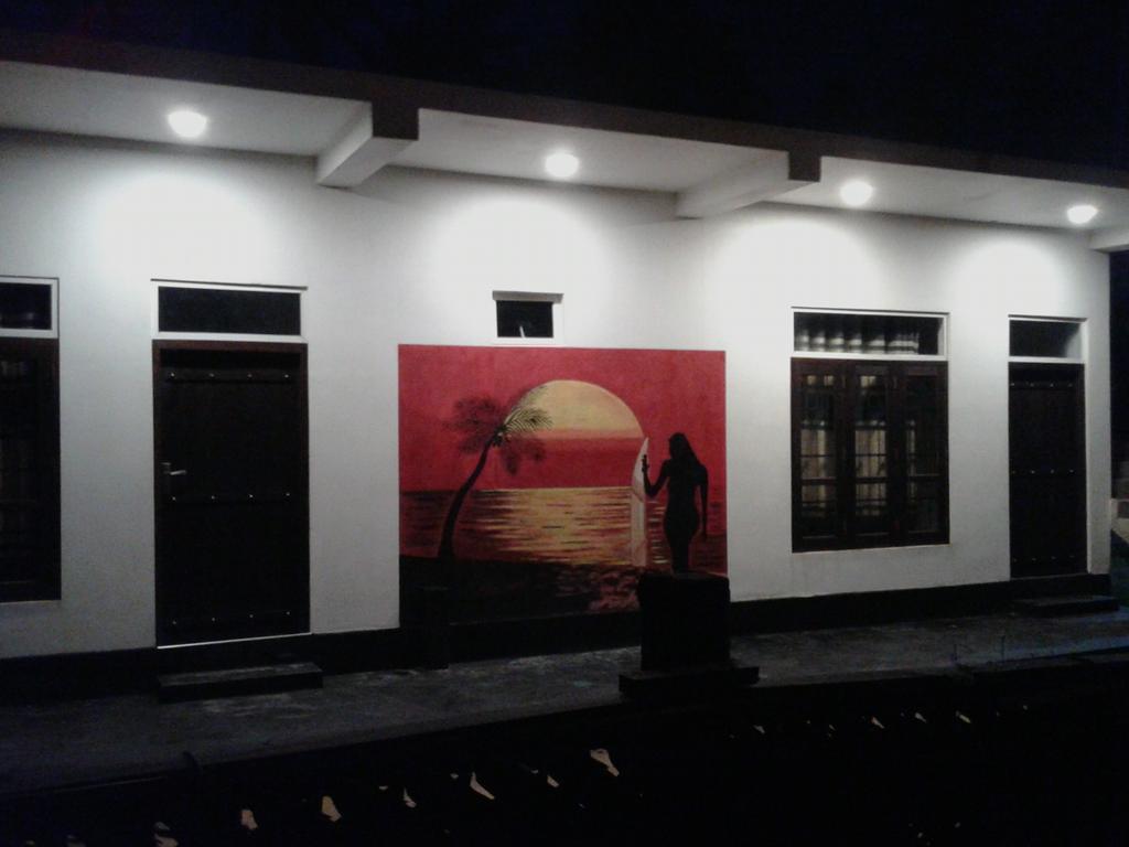 Sunset Surfing Beach Resort Matara Ngoại thất bức ảnh